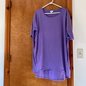 LuLaRoe oversized T-shirt, XL Never Worn.